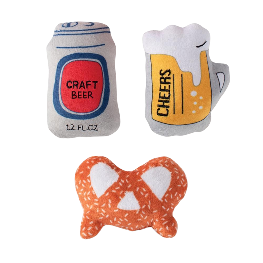 Fringe Studio minis beer and pretzel dog toy set