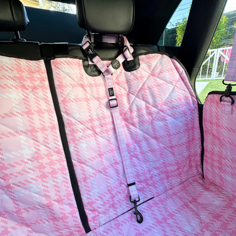 Pablo and Co headrest car restraint - Pink houndstooth